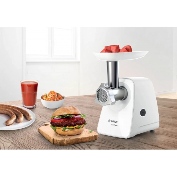 Месомелачка Bosch MFW2510W с мощност 350- 1500 W и приставка за наденица