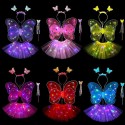 Детски светещ комплект Butterfly подходящ за момичета на възраст между 3 -6 години състоящ се от 4 части 