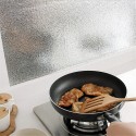 Алуминиево фолио за кухня - самозалепващо се с размери 60х300 см 